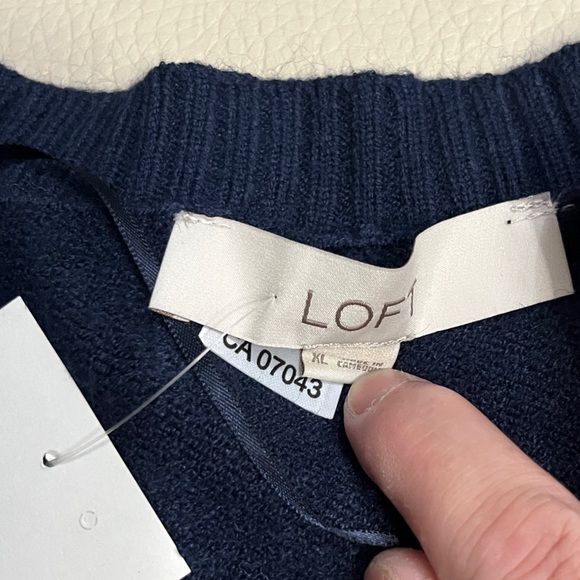 Loft by Ann Taylor Women’s Stripe Relaxed Tunic Sweater - Size XL - Picture 9 of 10